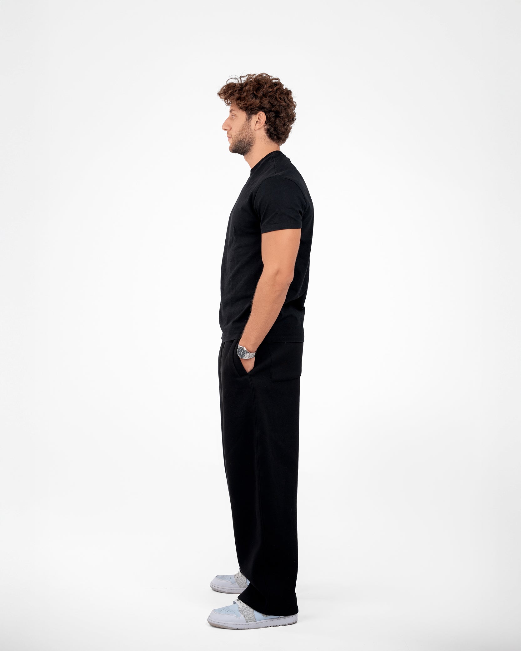 Essential Sweatpants (BLACK)